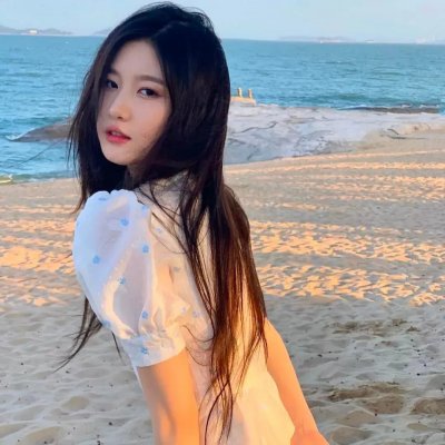为黛茜小姐开车